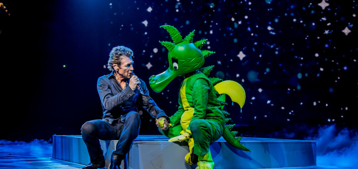 Peter Maffay und seine Märchenfigur Tabaluga – am 2. und 3. Dezember kommen die beiden für insgesamt drei Shows nach Bremen. Foto:pv