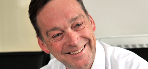 Dr. Markus Philipp, Chefarzt der der Klinik für Orthopädie und Unfallchirurgie am Josef-Hospital Deichhorst. Foto: Konczak