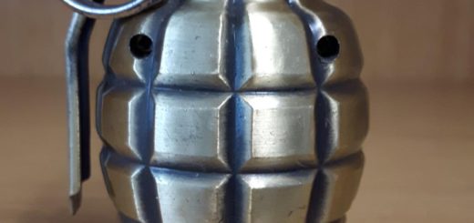 Handgranaten-Feuerzeug, Foto: Polizei
