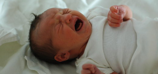 Baby Kaiserschnitt, Elterngeld, Familie Foto: Wikipedia