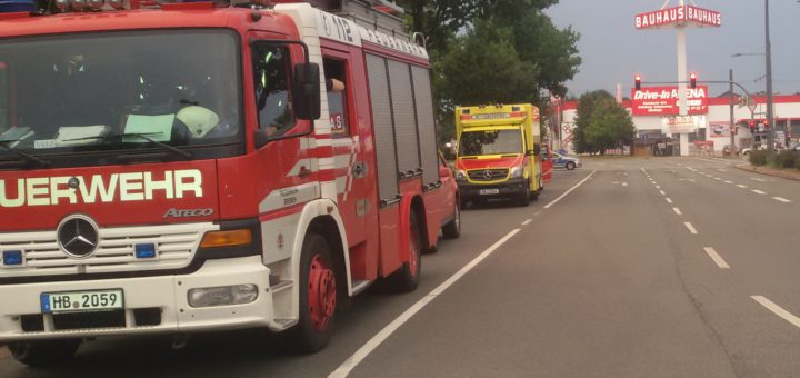 Am Mittwoch war der Weserpark evakuiert worden, Polizei und Feuerwehr waren im Großeinsatz. Foto: Bohlmann