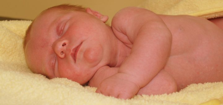 Neugeborenes Baby, Symbolfoto/pixabay
