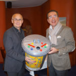 Hollatz und Dittmar Schreyer werben für eine Spendenaktion der Rotarier.
