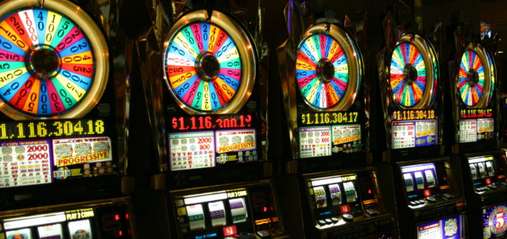 Slotmachines in Las Vegas. Foto: Pcb21 / Wikimedia