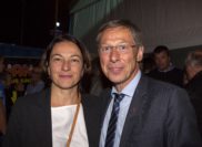 Bürgermeister Carsten Sieling (SPD) amüsierte sich mit seiner Frau. Foto: Meister