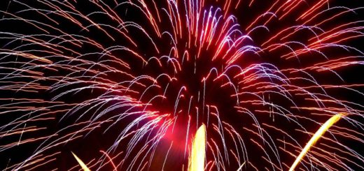 Das Feuerwerk beim Laternenumzug des Bürgerhauses Obervieland soll nun doch stattfinden. Foto: WR