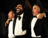 Das Dornerei-Theater präsentiert „Melodien mit Marionetten“ und bringt einen „Pavarotti“ mit auf die Bühne. Foto: red