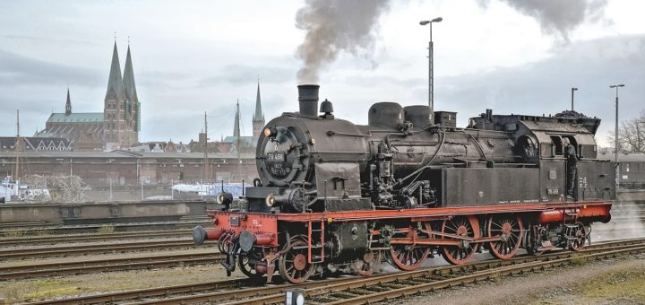 Der Marzipanexpress startet in Bremen seine Fahrt nach Lübeck. Foto: Dirk Voigt