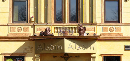 Vor dem Aladin in Hemelingen ist es laut Staatsanwaltschaft in der Silvesternacht zu einer Messerstecherei gekommen. Symbolfoto/wikipedia