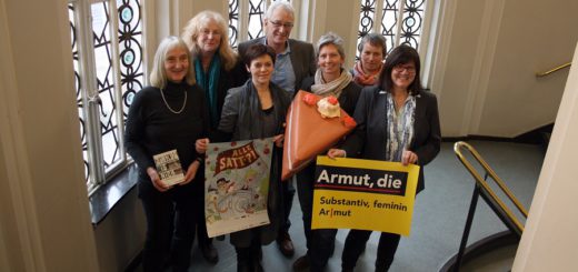 Die AkimA-Organisatorinnen um Schirmherr Oberbürgermeister Axel Jahnz haben das diesjährige Aktionsprogramm zum Thema Armut vorgestellt.Foto: nba