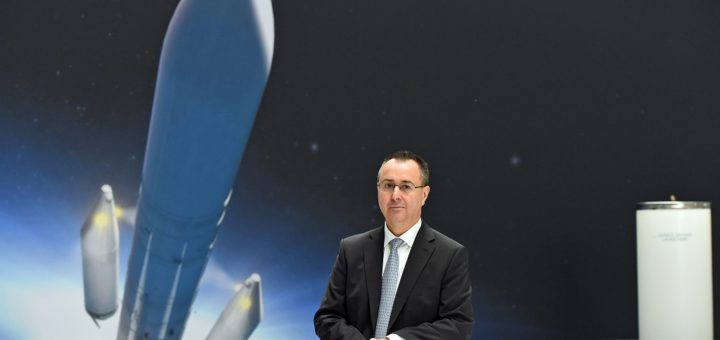 Pierre Godart, Geschäftsführer der Airbus Safran Launchers GmbH, stellte die „Ariane 6“ vor, deren Oberstife in Bremen gefertigt wird. Ab 2020 soll sie in den Orbit starten.Foto: Schlie