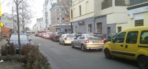In der Neustadt, wie hier in der Pappelstraße, staut sich der Verkehr. Foto: sn