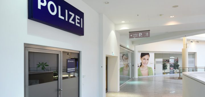 Die Zukunft der Polizeistation im Weserpark ist ungewiss. Foto: Schlie