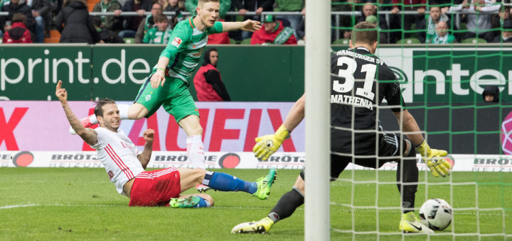 Florian Kainz trifft für Werder zum 2:1 gegen den HSV