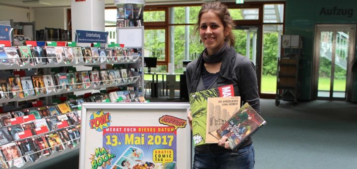 Marilies Mittelmaier von der Stadtbibliothek Vegesack freut sich auf den Gratis-Comic-Tag. Foto: Harm
