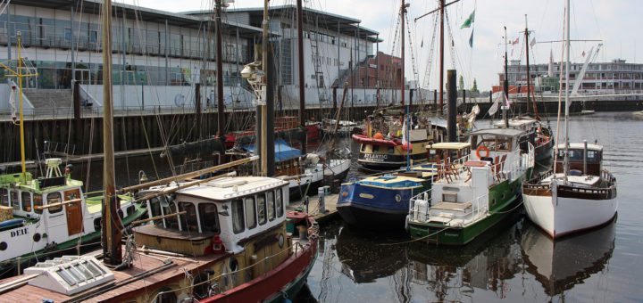 Der Museumshaven Vegesack beheimatet viele Traditionsschiffe. Sie sind Kernpunkt der Sicherheitsverordnung des Bundesverkehrsministeriums. Foto: Harm