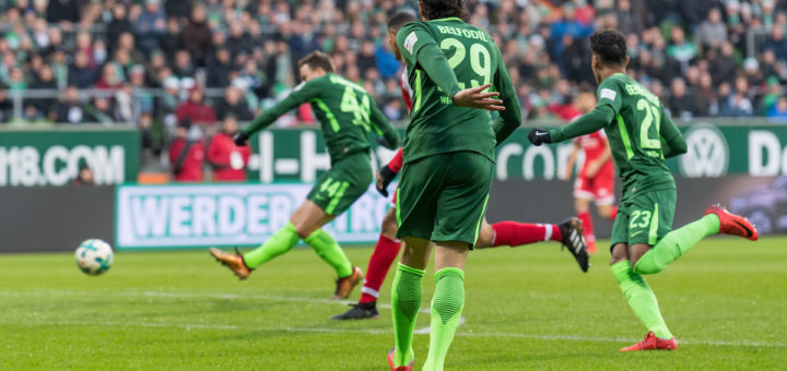 Philipp Bargfrede trifft zum 1:0 für Werder gegen Mainz. Foto: Nordphoto