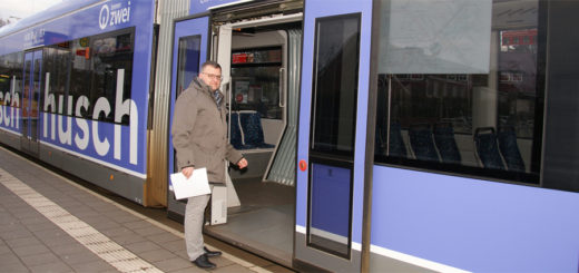 John Hansen (FDP) geht es bei seinem Vorschlag um eine Attraktivitätssteigerung des Öffentlichen Personennahverkehrs: In Lilienthal soll die Nutzung der Straßenbahn kostenlos sein. Foto: Möller