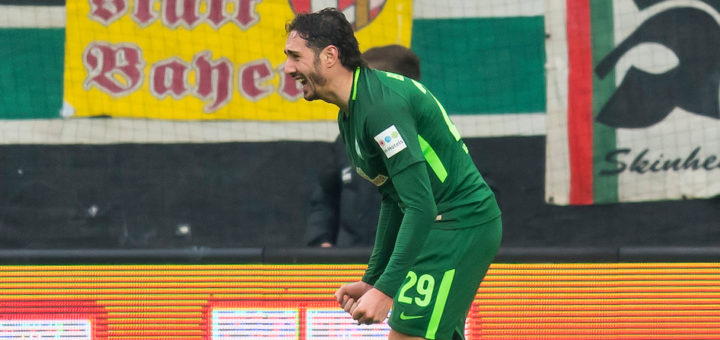 Werders Ishak Belfodil jubelt nach seinem Treffer.