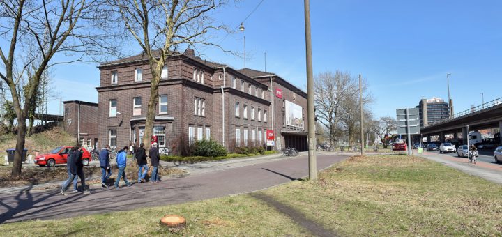Bahnhof Neustadt, Schlie