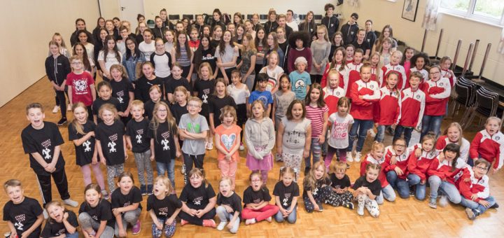 Nicht nur die Gruppen der jüngeren Mädchen und Jungen fiebern gespannt dem 11. Delmenhorster Streetdance-Contest am kommenden Samstag entgegen.Foto: Meyer