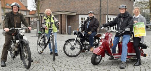 Die Oldtimer-Freunde Hunte-Weser-Region veranstalten während des Autofrühlings ein Treffen für Liebhaber von historischen Zweirädern an der Bahnhofstraße. In der Markthalle soll sich alles um Fahrräder drehen. Foto: Konczak