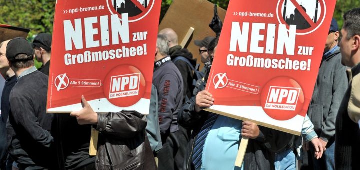 2018 gab es in Bremen insgesamt 152 Straftaten aus dem Bereich „Politisch motivierte Kriminalität von rechts“, 2017 waren es noch 110 gewesen. Archivfoto: WR