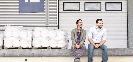 Sohrab Mohammad (links) und Torben Buttjer (rechts) gründeten 2011 in Bremen ihr Unternehmen Reishunger und verzeichnen inzwischen Millionenumsätze. Foto: Reishunger