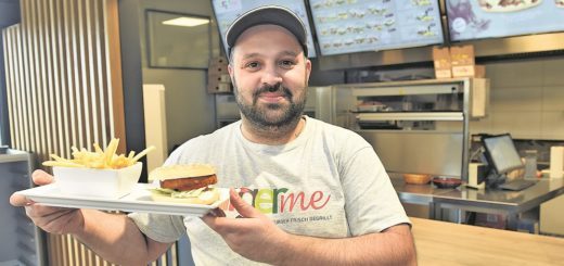 Hat von der Konkurrenz nichts zu befürchten: Burgerme-Chef Erik Garibyan.Foto: Schlie