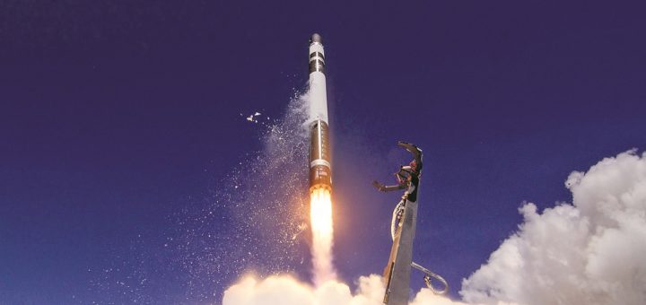 Auch das amerikanische Unternehmen Rocket Lab, das einen Raketenstartplatz in Neuseeland betreibt, produziert eine Trägerrakete, um Kleinsatelliten in den Orbit zu bringen. Foto: Rocket Lab/ Simon Moffatt und Sam Toms