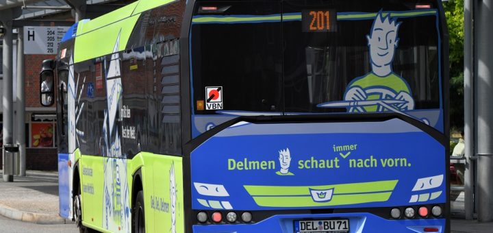 Die Busse der Delbus könnten als Imageträger für die Stadt dienen.Foto: Konczak