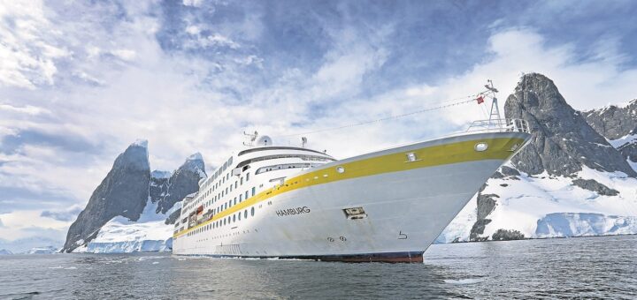 Die MS Hamburg nimmt Kurs auf die Antarktis. An Bord sind nur Geimpfte.Foto: Plantours Kreuzfahrten