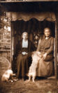 Das Foto zeigt Marie und Cornelia Fitger (Datum unbekannt) Bildrechte: Stadtarchiv Delmenhorst