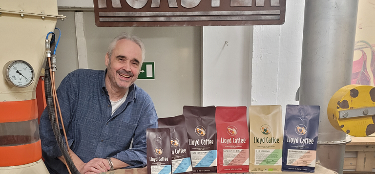 Lloyd Coffee dalam siklus baru