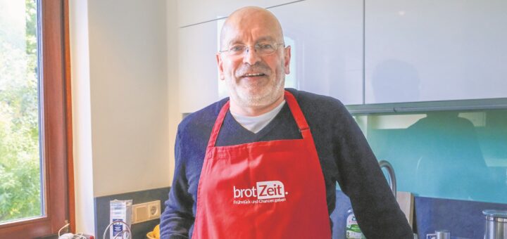 Holger Bruns ist mit seiner ehrenamtlichen Arbeit bei Brotzeit sehr glücklich. Direkt im Anschluss zu seiner beruflichen Laufbahn, hat er sich nach einer neuen Aufgabe gesehnt.Foto: Altug