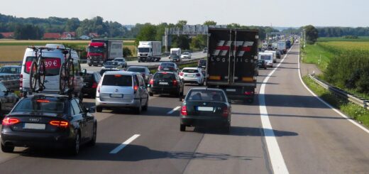 Die Reisewelle 2024 rollt: Langsam werden die Autobahnen voller.Foto: G.C. auf Pixabay