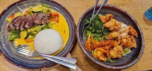 Curry Bowl und und Karaage Bowl im Kagi Food. Foto: Schlie