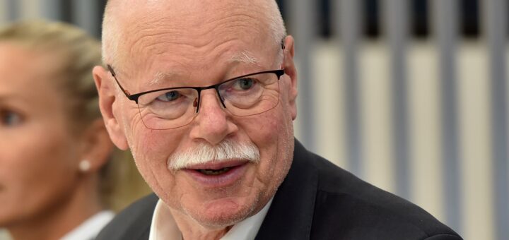 Mäurer, Rücktritt, Bremen, Innenseantor, Schlie