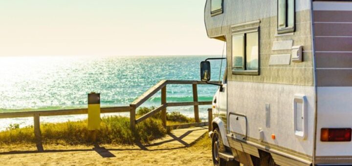 Moderne Campingtrends im Norden. Bild: https://stock.adobe.com/de/contributor/202749341/anetlanda?load_type=author&prev_url=detail