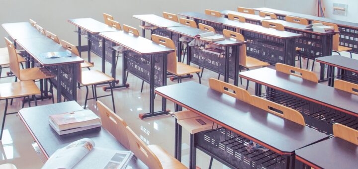 Bevor Kinder in die erste Klasse kommen, soll die Schuleingangsuntersuchung sicherstellen, dass sie auch wirklich bereit für den Schulalltag sind.Symbolfoto: Pixabay